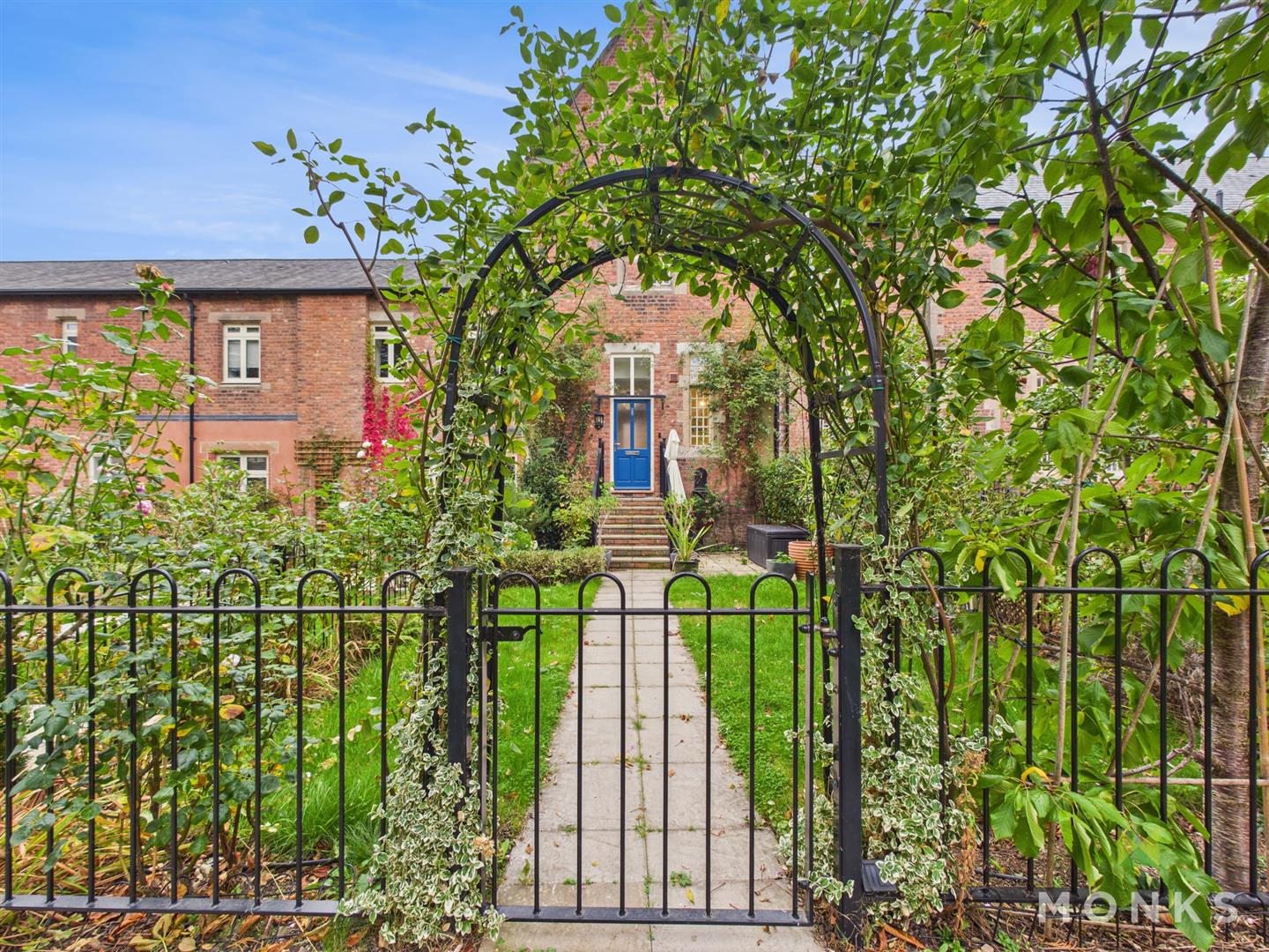 29 Oliver Road, Shrewsbury, SY3 5FX For Sale